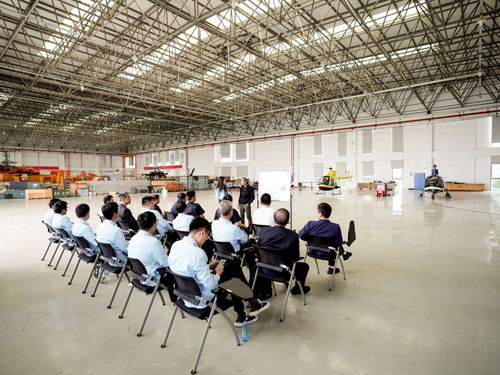 廣播電視節(jié)目制作經(jīng)營 創(chuàng)意、制作與管理的藝術(shù)