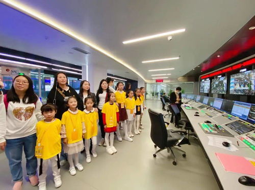 探秘廣東廣播電視臺 體驗家?guī)憬饷軓V播電視節(jié)目制作流程