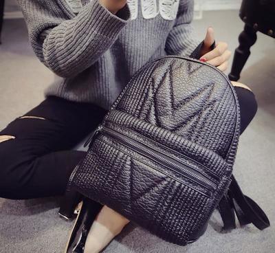 【2015秋冬新款雙肩包韓版時(shí)尚女士旅行背包學(xué)院風(fēng)潮流書(shū)包女包清倉(cāng)】?jī)r(jià)格_廠家_圖片 -