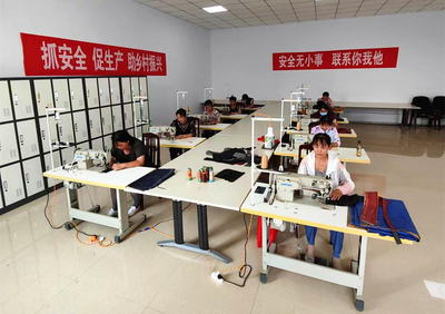 滿德堂村幸?；ブ豪锏南浒庸S。高雷攝